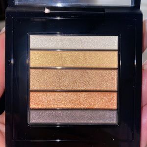 Brand New Amberluxe Veluxe Pearlfusion Shadow Palette ✨